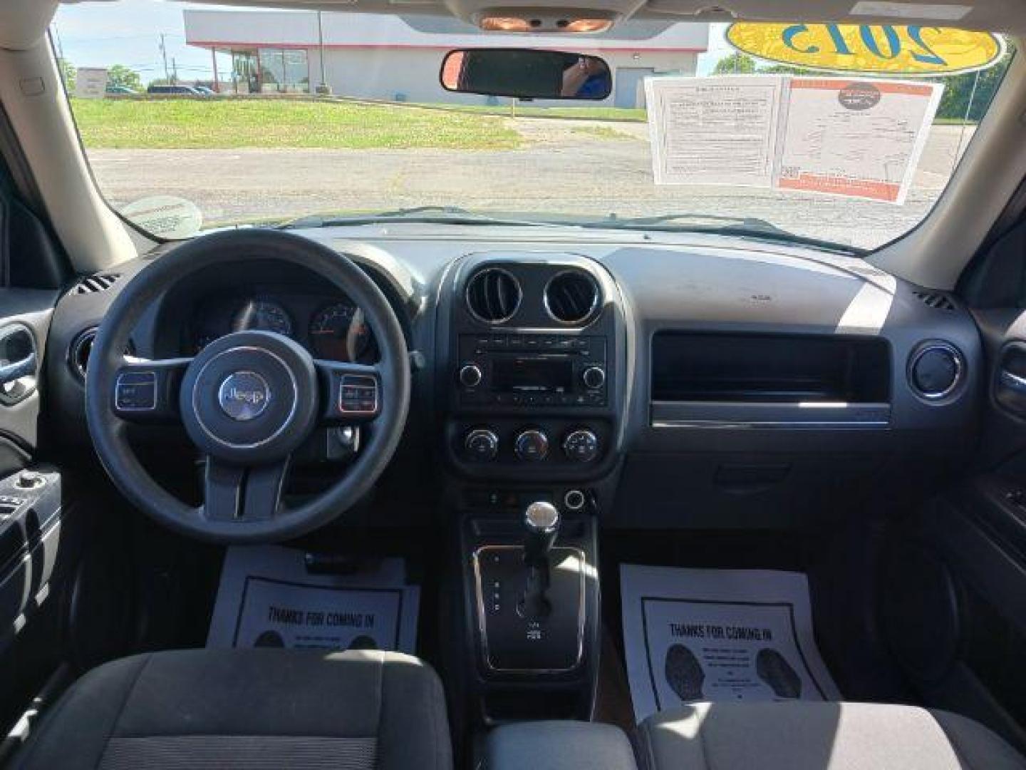 2015 Jeep Patriot Sport 2WD (1C4NJPBAXFD) with an 2.0L L4 DOHC 16V engine, located at 1865 W 2nd St., Xenia, OH, 45385, (937) 372-7777, 39.681259, -83.961945 - 2015 Jeep Patriot Sport 2WD - Photo#7