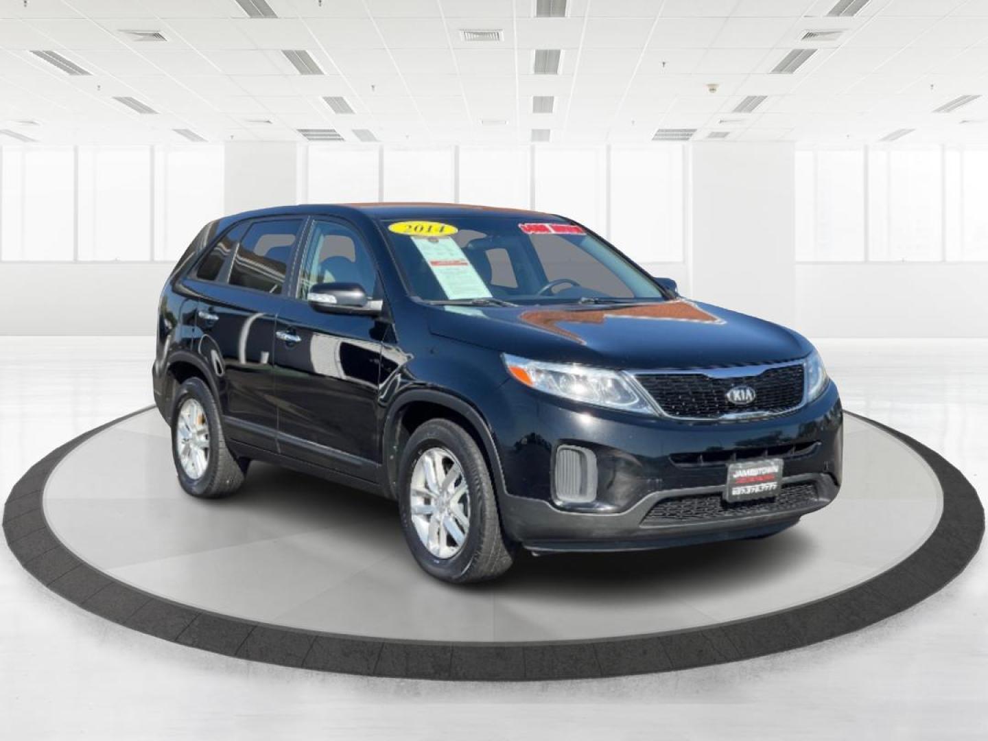 2014 Kia Sorento LX 2WD (5XYKT3A65EG) with an 2.4L L4 DOHC 16V engine, 6-Speed Automatic transmission, located at 1865 W 2nd St., Xenia, OH, 45385, (937) 372-7777, 39.681259, -83.961945 - 2014 Kia Sorento LX 2WD - Photo#13