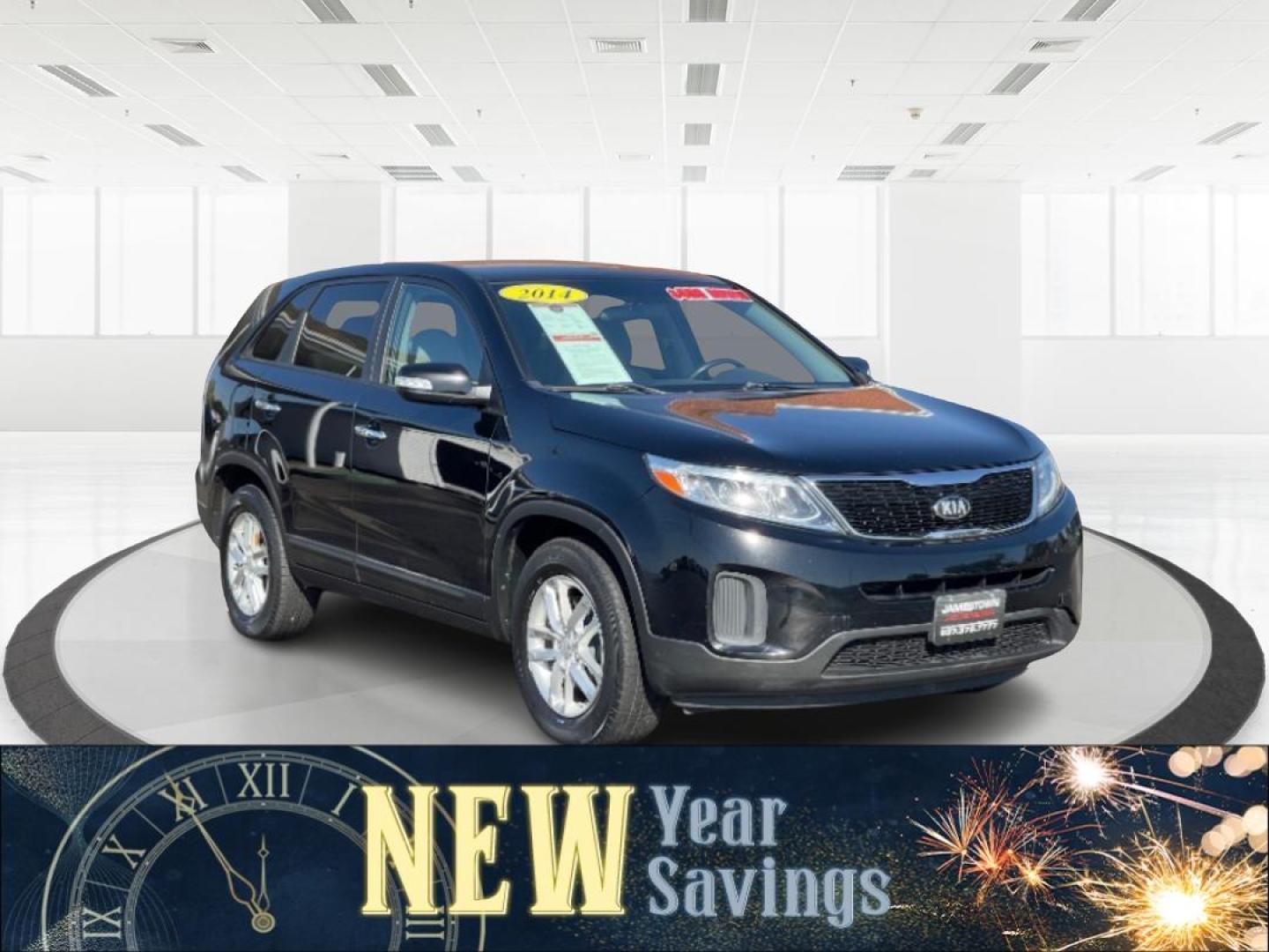 2014 Kia Sorento LX 2WD (5XYKT3A65EG) with an 2.4L L4 DOHC 16V engine, 6-Speed Automatic transmission, located at 1865 W 2nd St., Xenia, OH, 45385, (937) 372-7777, 39.681259, -83.961945 - 2014 Kia Sorento LX 2WD - Photo#0