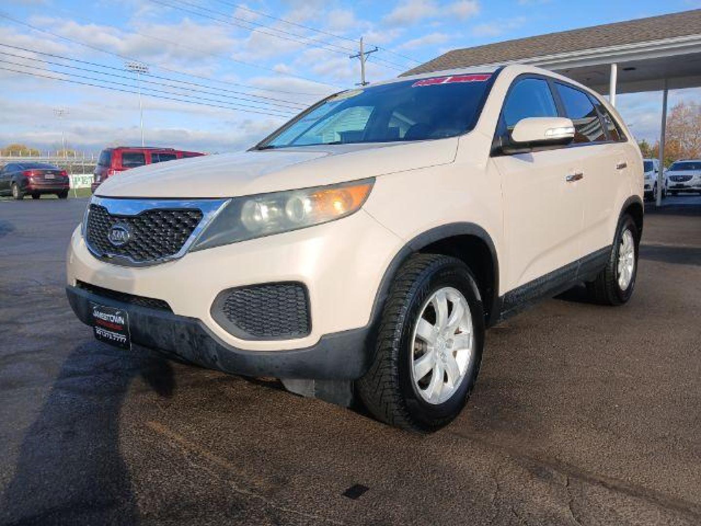 2011 Kia Sorento LX 2WD (5XYKT3A14BG) with an 2.4L L4 DOHC 16V engine, 6-Speed Automatic transmission, located at 1865 W 2nd St., Xenia, OH, 45385, (937) 372-7777, 39.681259, -83.961945 - 2011 Kia Sorento LX 2WD - Photo#1