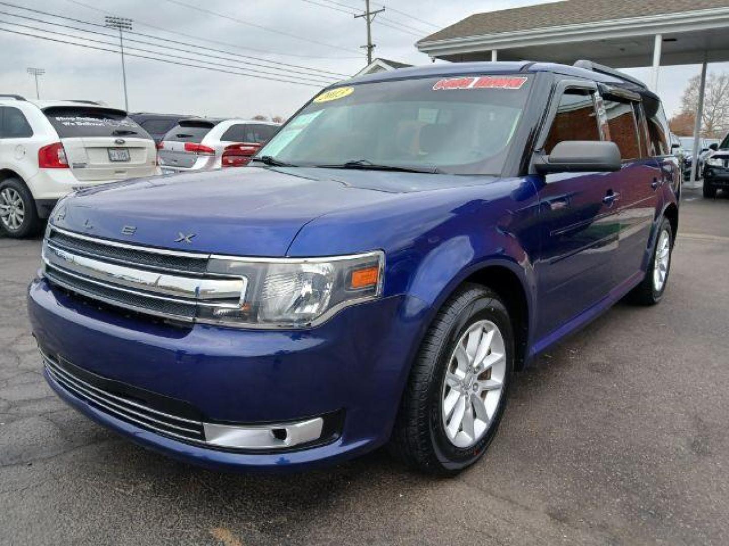 2013 Ford Flex SE FWD (2FMGK5B8XDB) with an 3.5L V6 DOHC 24V engine, 6-Speed Automatic Overdrive transmission, located at 1865 W 2nd St., Xenia, OH, 45385, (937) 372-7777, 39.681259, -83.961945 - 2013 Ford Flex SE FWD - Photo#1