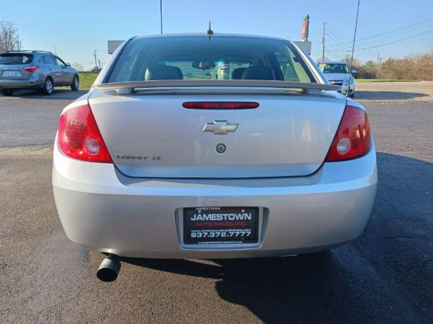 2010 Silver Ice Metallic Chevrolet Cobalt LT2 Sedan (1G1AF5F5XA7) with an 2.2L L4 DOHC 16V engine, 4-Speed Automatic transmission, located at 1865 W 2nd St., Xenia, OH, 45385, (937) 372-7777, 39.681259, -83.961945 - Photo#5