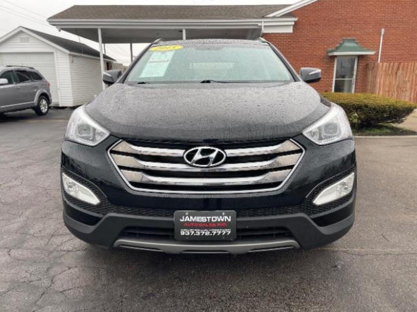 2015 Hyundai Santa Fe Sport 2.4 FWD (5XYZU3LBXFG) with an 2.4L L4 DOHC 16V engine, 6-Speed Automatic transmission, located at 1865 W 2nd St., Xenia, OH, 45385, (937) 372-7777, 39.681259, -83.961945 - 2015 Hyundai Santa Fe Sport 2.4 FWD - Photo#17