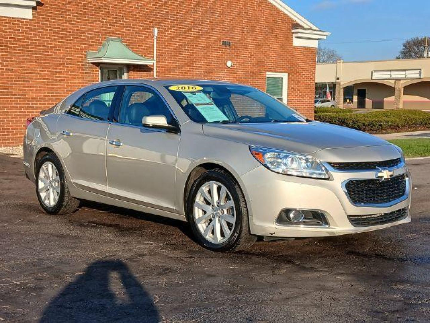 2016 Chevrolet Malibu Limited LTZ (1G11E5SA0GF) with an 2.5L L4 DOHC 16V engine, 6-Speed Automatic transmission, located at 1865 W 2nd St., Xenia, OH, 45385, (937) 372-7777, 39.681259, -83.961945 - 2016 Chevrolet Malibu Limited LTZ - Photo#0