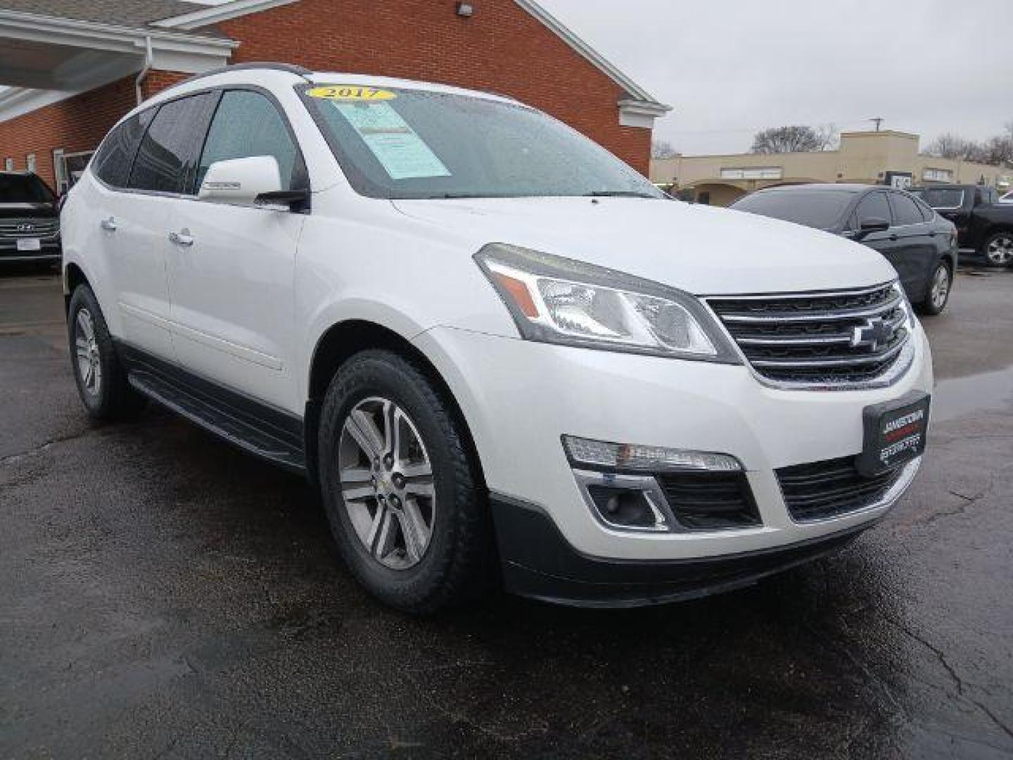 2017 Chevrolet Traverse 2LT AWD (1GNKVHKD2HJ) with an 3.6L V6 DOHC 24V engine, 6-Speed Automatic transmission, located at 1865 W 2nd St., Xenia, OH, 45385, (937) 372-7777, 39.681259, -83.961945 - Third Row - Photo#15