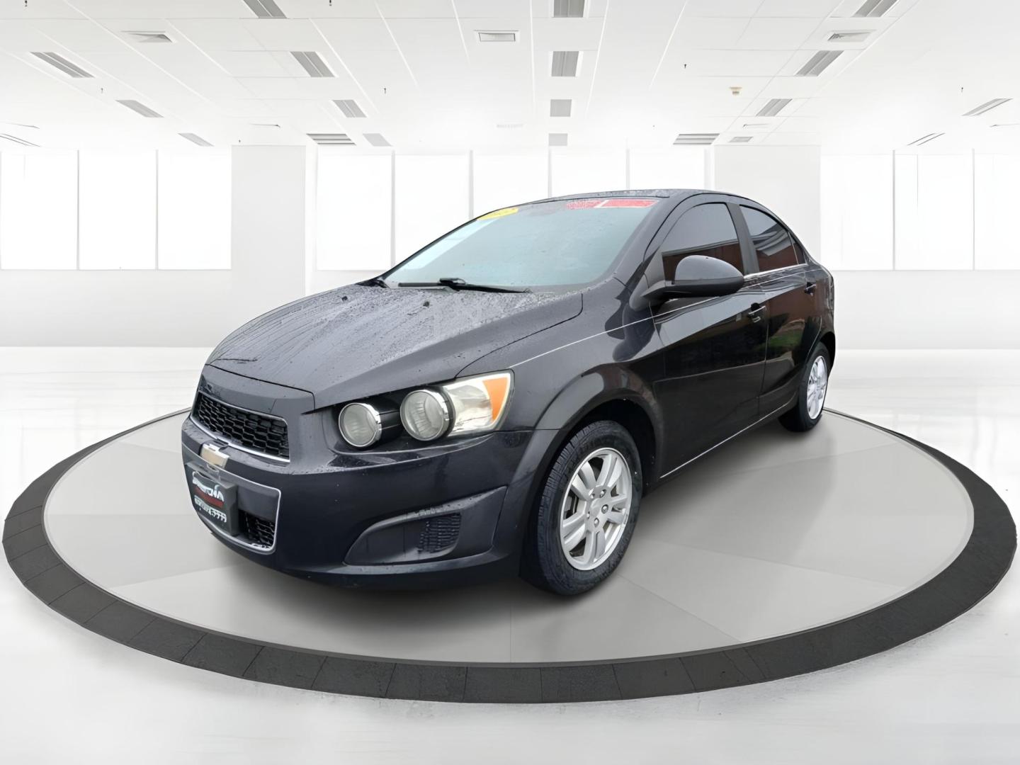 2013 Chevrolet Sonic LT Auto Sedan (1G1JC5SB6D4) with an 1.4L L4 DOHC 24V TURBO engine, 6-Speed Automatic transmission, located at 1865 W 2nd St., Xenia, OH, 45385, (937) 372-7777, 39.681259, -83.961945 - 2013 Chevrolet Sonic LT Auto Sedan - Photo#4