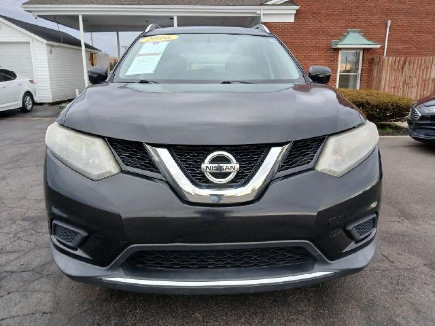 2016 Nissan Rogue SV 2WD (KNMAT2MT6GP) with an 2.5L L4 DOHC 16V engine, Continuously Variable Transmission transmission, located at 1865 W 2nd St., Xenia, OH, 45385, (937) 372-7777, 39.681259, -83.961945 - 2016 Nissan Rogue SV 2WD - Photo#16