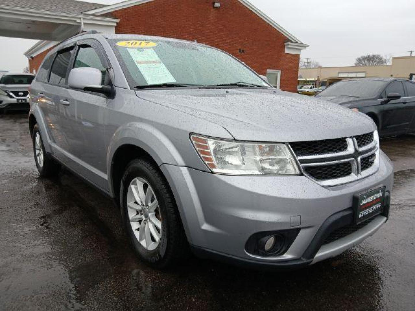 2017 Dodge Journey SXT AWD (3C4PDDBG1HT) with an 3.6L V6 DOHC 24V engine, 6-Speed Automatic transmission, located at 1865 W 2nd St., Xenia, OH, 45385, (937) 372-7777, 39.681259, -83.961945 - 2017 Dodge Journey SXT AWD - Photo#13