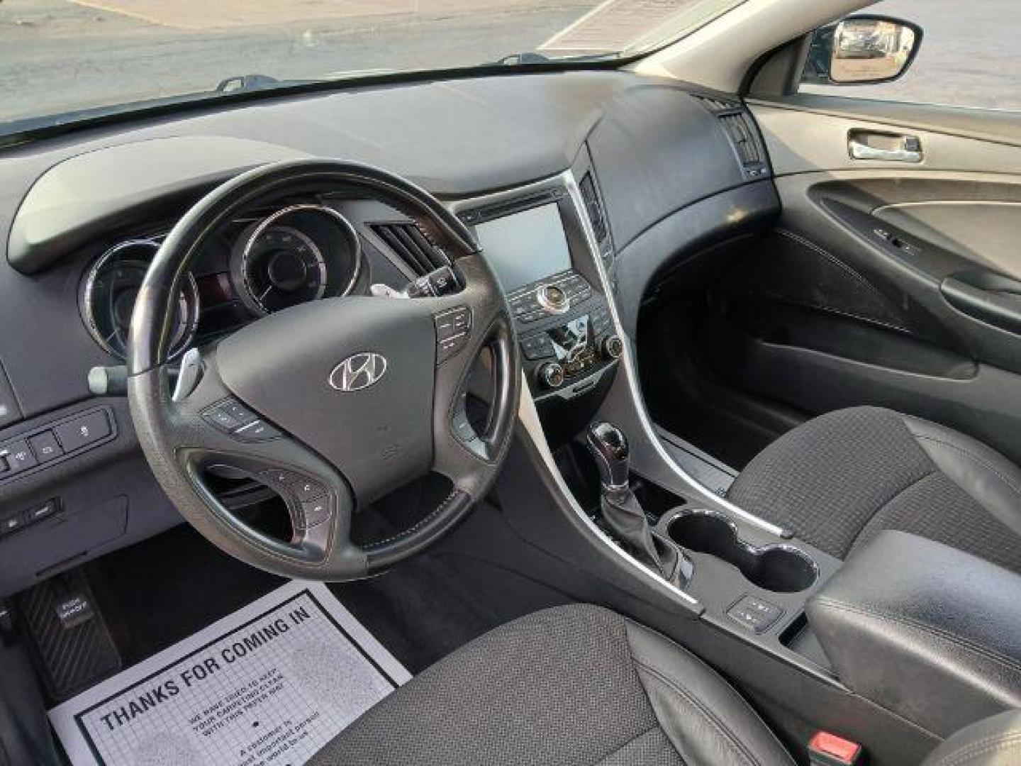 2013 Hyundai Sonata SE Auto (5NPEC4ABXDH) with an 2.0L L4 DOHC 16V engine, 6-Speed Automatic transmission, located at 1865 W 2nd St., Xenia, OH, 45385, (937) 372-7777, 39.681259, -83.961945 - 2013 Hyundai Sonata SE Auto - Photo#19