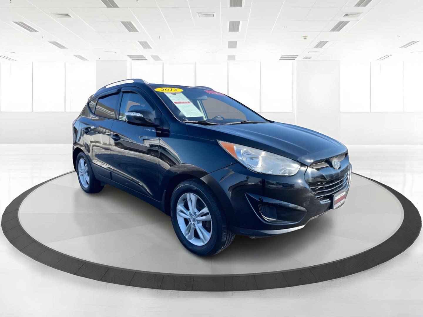 2012 Hyundai Tucson GLS AWD (KM8JUCAC7CU) with an 2.4L L4 DOHC 16V engine, 6-Speed Automatic transmission, located at 1865 W 2nd St., Xenia, OH, 45385, (937) 372-7777, 39.681259, -83.961945 - 2012 Hyundai Tucson GLS AWD - Photo#13