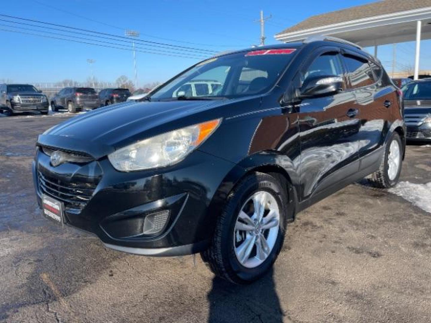 2012 Hyundai Tucson GLS AWD (KM8JUCAC7CU) with an 2.4L L4 DOHC 16V engine, 6-Speed Automatic transmission, located at 1865 W 2nd St., Xenia, OH, 45385, (937) 372-7777, 39.681259, -83.961945 - 2012 Hyundai Tucson GLS AWD - Photo#1