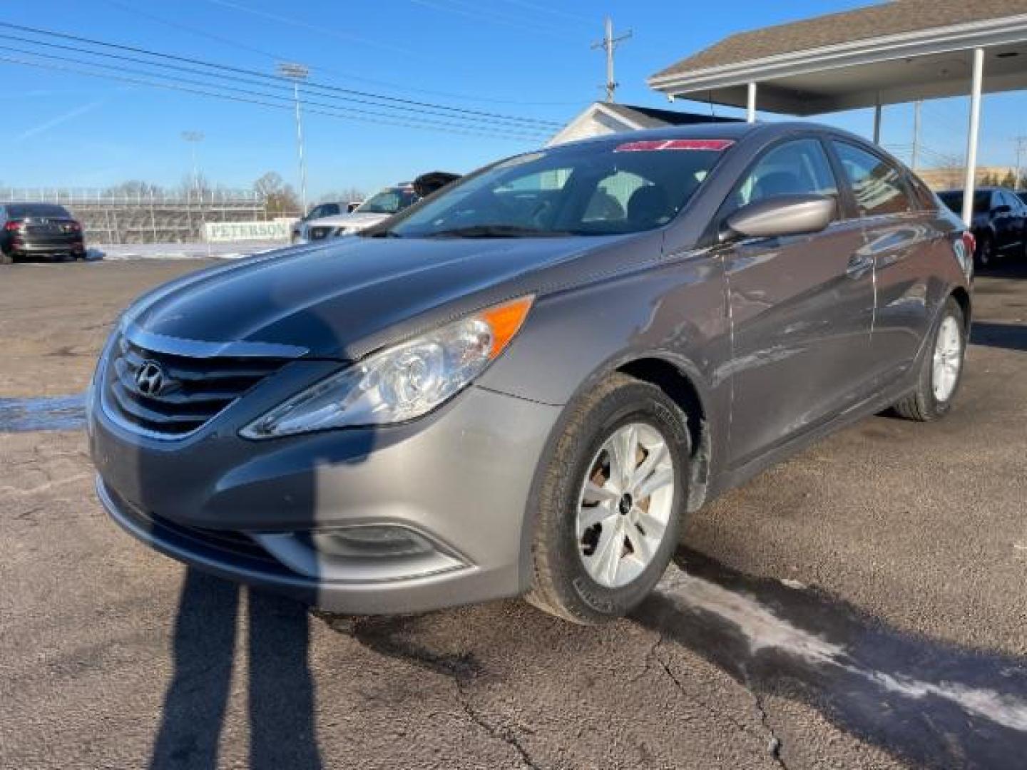 2012 Hyundai Sonata GLS Auto (5NPEB4AC7CH) with an 2.4L L4 DOHC 16V engine, 6-Speed Automatic transmission, located at 1865 W 2nd St., Xenia, OH, 45385, (937) 372-7777, 39.681259, -83.961945 - 2012 Hyundai Sonata GLS Auto - Photo#1