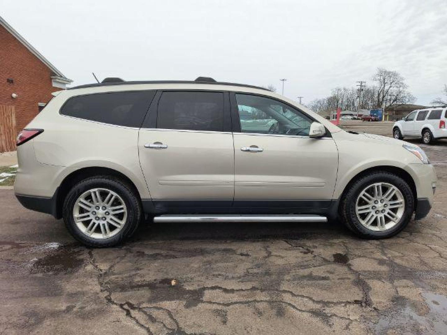 2014 Chevrolet Traverse LT (1GNKVGKD1EJ) with an Other engine, located at 1865 W 2nd St., Xenia, OH, 45385, (937) 372-7777, 39.681259, -83.961945 - 2014 Chevrolet Traverse LT - Photo#3