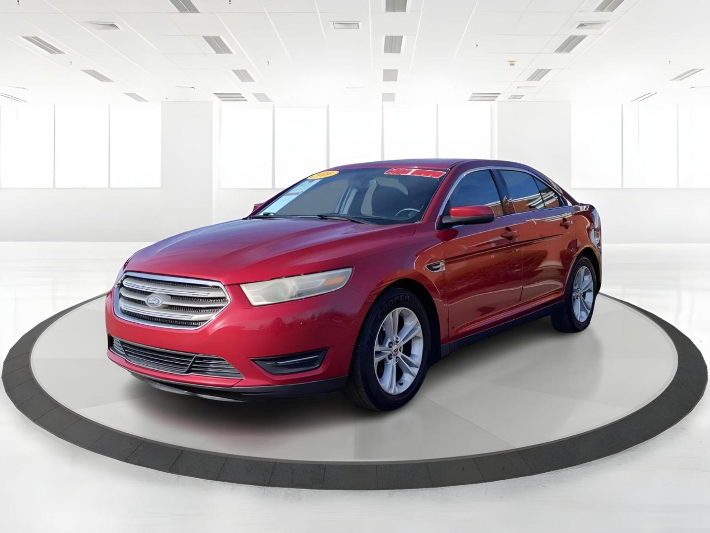 2016 Ford Taurus SEL FWD (1FAHP2E8XGG) with an 3.5L V6 DOHC 24V engine, 6-Speed Automatic transmission, located at 1865 W 2nd St., Xenia, OH, 45385, (937) 372-7777, 39.681259, -83.961945 - 2016 Ford Taurus SEL FWD - Photo#18