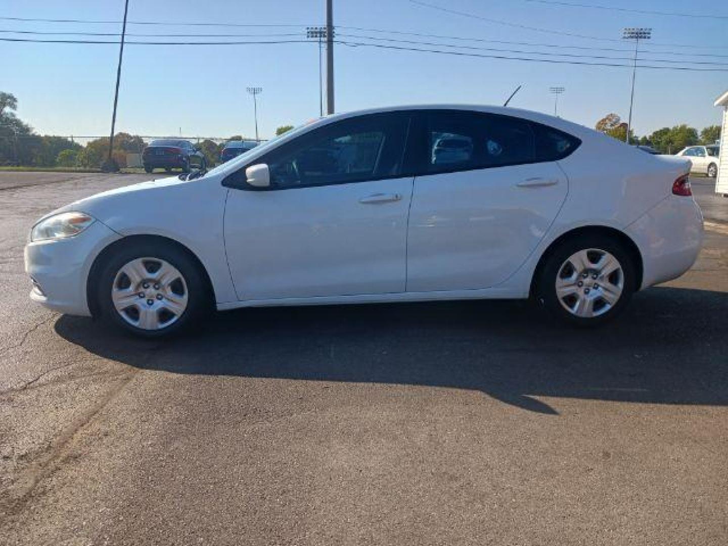 2015 Bright White Clearcoat Dodge Dart SE (1C3CDFAA8FD) with an 2.0L L4 DOHC 16V TURBO engine, located at 1865 W 2nd St., Xenia, OH, 45385, (937) 372-7777, 39.681259, -83.961945 - Photo#3