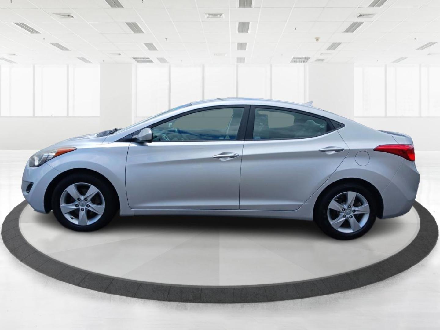 2011 Hyundai Elantra GLS A/T (KMHDH4AE8BU) with an 1.8L L4 DOHC 16V engine, 6-Speed Automatic transmission, located at 1865 W 2nd St., Xenia, OH, 45385, (937) 372-7777, 39.681259, -83.961945 - 2011 Hyundai Elantra GLS A/T - Photo#5