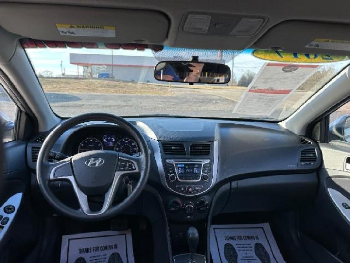 2017 Ironman Silver Hyundai Accent SE 5-Door 6A (KMHCT5AEXHU) with an 1.6L L4 DOHC 16V engine, 6-Speed Automatic transmission, located at 1865 W 2nd St., Xenia, OH, 45385, (937) 372-7777, 39.681259, -83.961945 - Photo#12