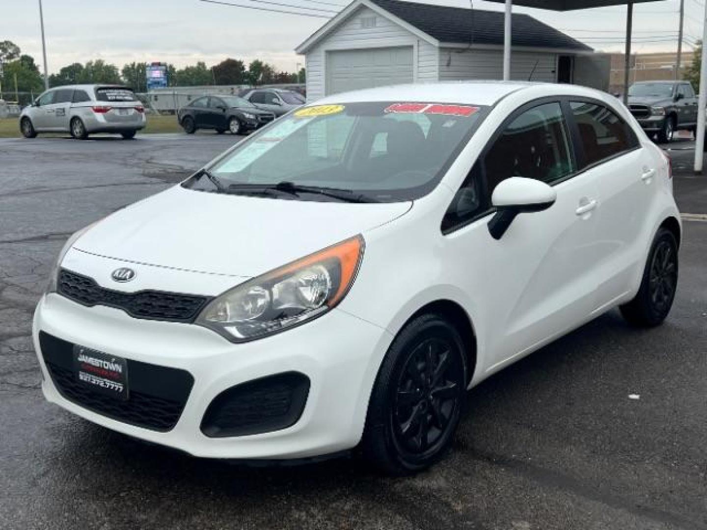 2013 Clear White Kia Rio5 LX (KNADM5A36D6) with an 1.6L L4 DOHC 16V engine, located at 1865 W 2nd St., Xenia, OH, 45385, (937) 372-7777, 39.681259, -83.961945 - Photo#2