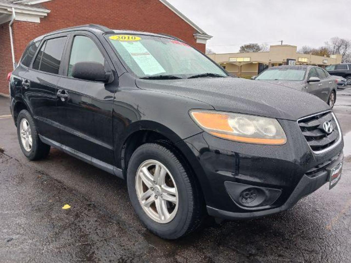 2010 Phantom Black Metallic Hyundai Santa Fe GLS 2.4 FWD (5NMSG3AB7AH) with an 2.4L L4 DOHC 16V engine, 6-Speed Automatic transmission, located at 1865 W 2nd St., Xenia, OH, 45385, (937) 372-7777, 39.681259, -83.961945 - Photo#0