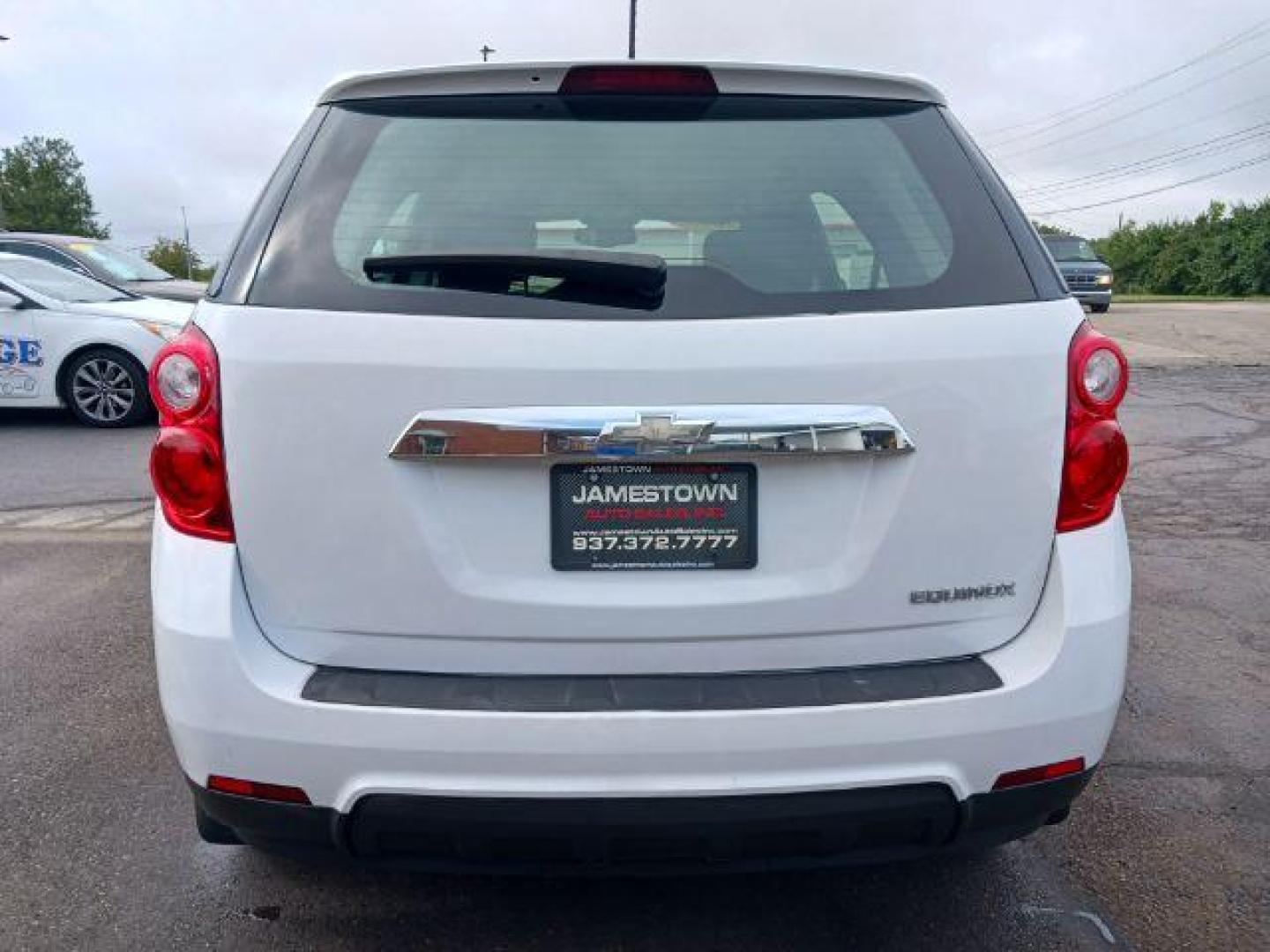 2015 Summit White Chevrolet Equinox LS 2WD (2GNALAEK4F1) with an 2.4L L4 DOHC 16V FFV engine, 6-Speed Automatic transmission, located at 1865 W 2nd St., Xenia, OH, 45385, (937) 372-7777, 39.681259, -83.961945 - Photo#5