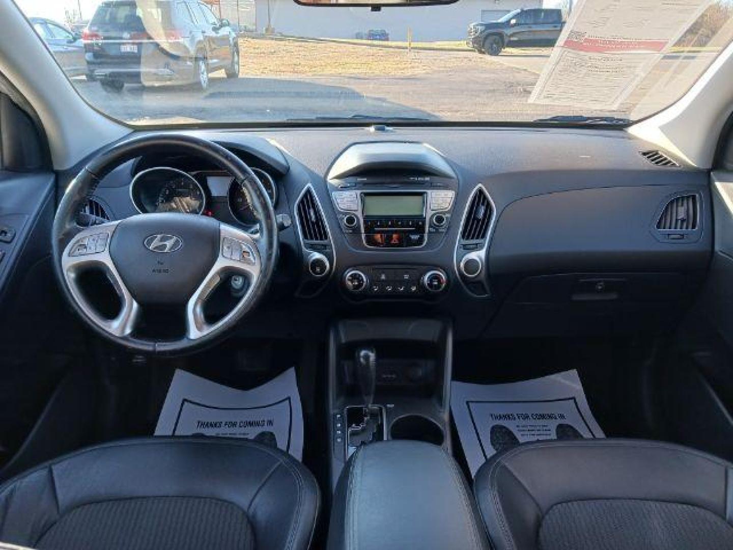 2011 Diamond Silver Metallic Hyundai Tucson GLS 2WD (KM8JU3ACXBU) with an 2.4L L4 DOHC 16V engine, 6-Speed Automatic transmission, located at 1865 W 2nd St., Xenia, OH, 45385, (937) 372-7777, 39.681259, -83.961945 - Photo#7