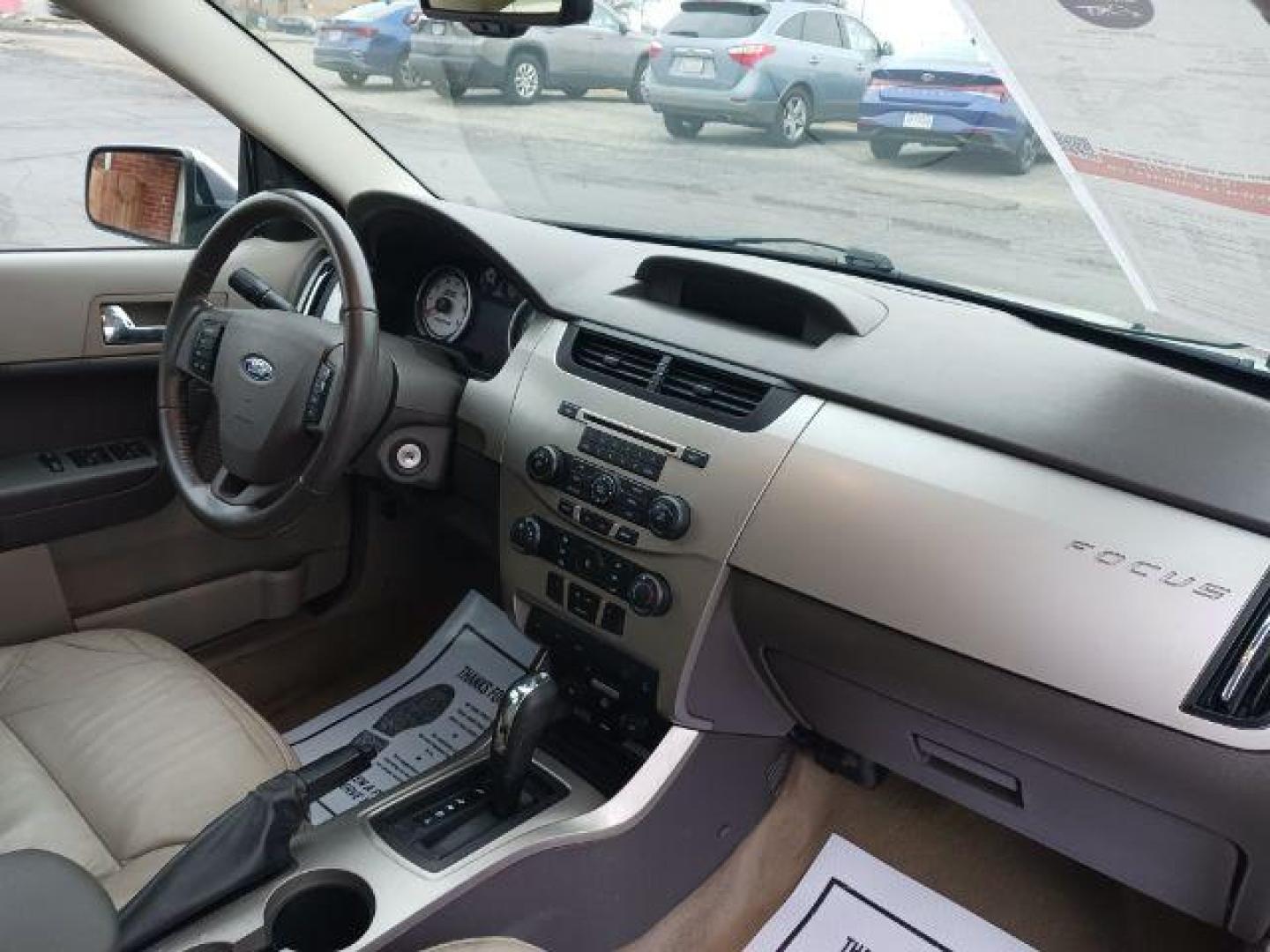 2009 White Suede Ford Focus SEL Sedan (1FAHP37N99W) with an 2.0L L4 DOHC 16V engine, located at 1865 W 2nd St., Xenia, OH, 45385, (937) 372-7777, 39.681259, -83.961945 - Photo#8