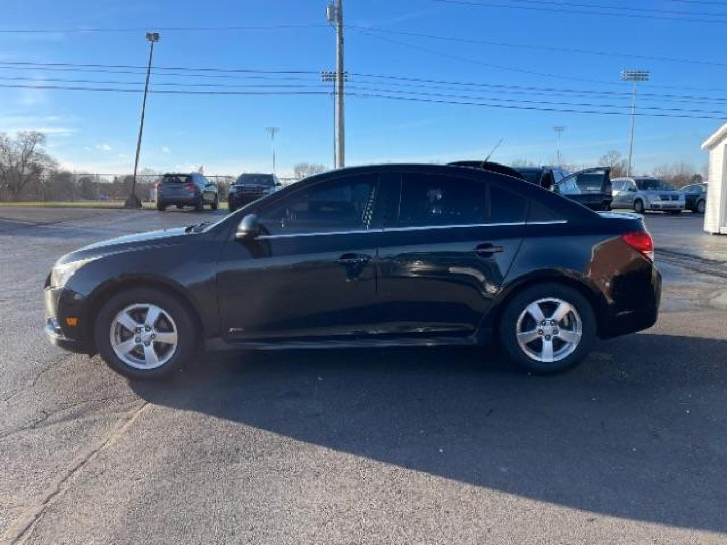 2011 Black Granite Metallic Chevrolet Cruze 1LT (1G1PF5S96B7) with an 1.4L L4 DOHC 16V TURBO engine, 6-Speed Automatic transmission, located at 1865 W 2nd St., Xenia, OH, 45385, (937) 372-7777, 39.681259, -83.961945 - Photo#5