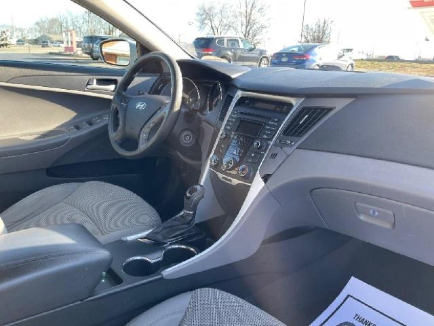 2014 Harbor Gray Metallic Hyundai Sonata GLS (5NPEB4AC9EH) with an 2.4L L4 DOHC 16V engine, 6-Speed Automatic transmission, located at 1865 W 2nd St., Xenia, OH, 45385, (937) 372-7777, 39.681259, -83.961945 - Photo#7