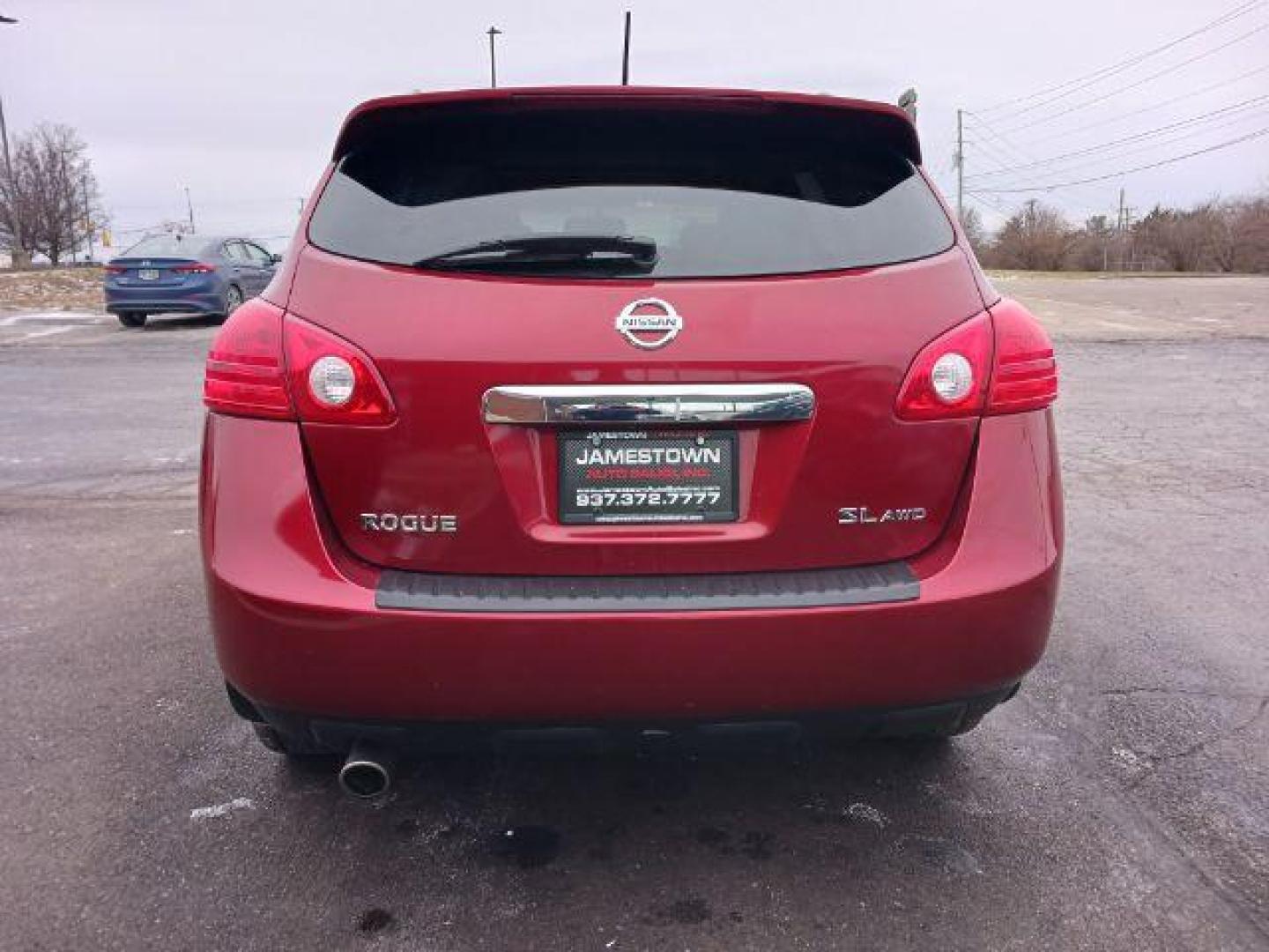 2012 Cayenne Red Pearl Nissan Rogue S AWD (JN8AS5MV8CW) with an 2.5L L4 DOHC 16V engine, Continuously Variable Transmission transmission, located at 1865 W 2nd St., Xenia, OH, 45385, (937) 372-7777, 39.681259, -83.961945 - Photo#5