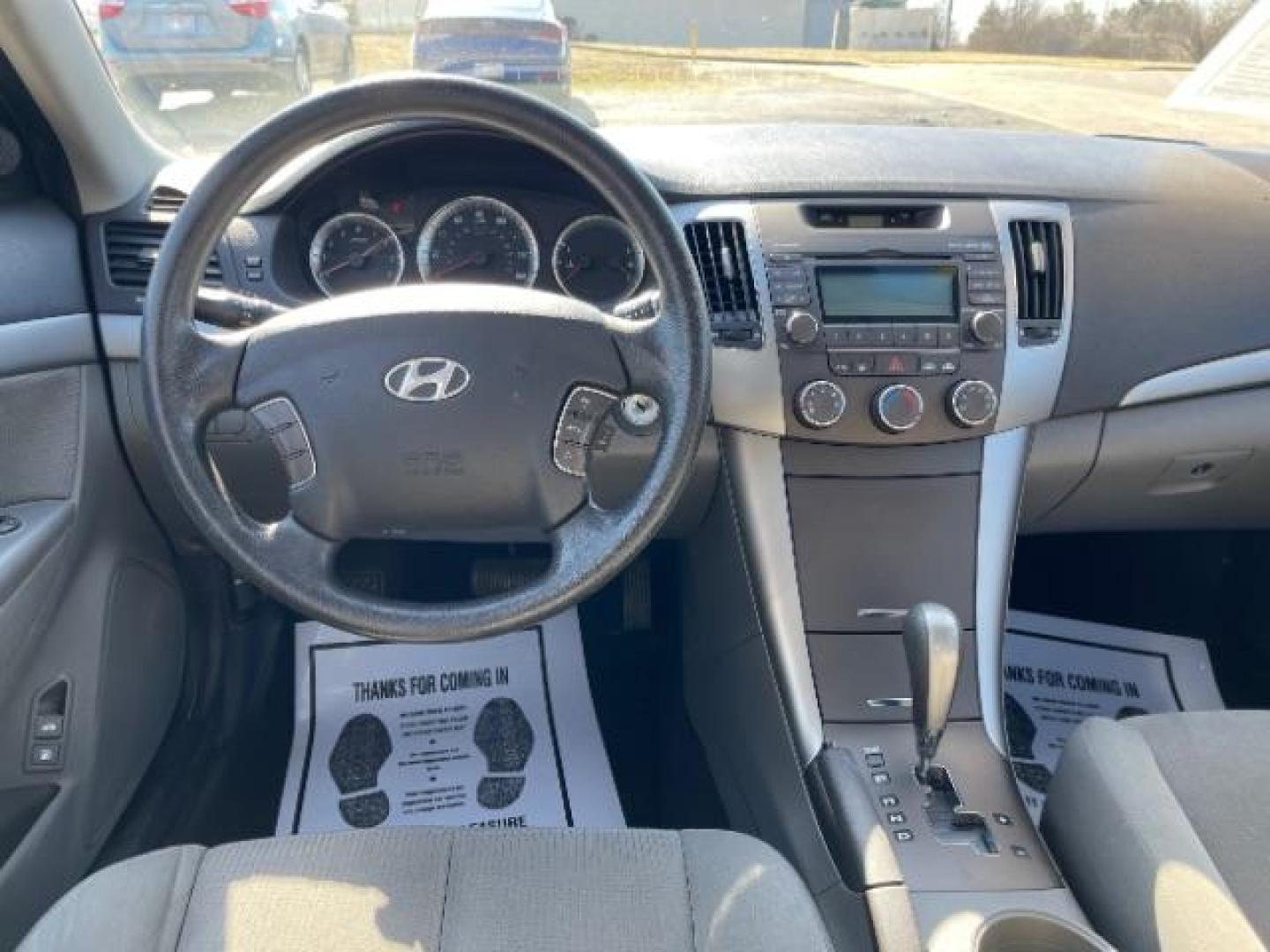 2010 Slate Blue Hyundai Sonata GLS (5NPET4AC3AH) with an 2.4L L4 DOHC 16V engine, located at 1865 W 2nd St., Xenia, OH, 45385, (937) 372-7777, 39.681259, -83.961945 - Photo#7