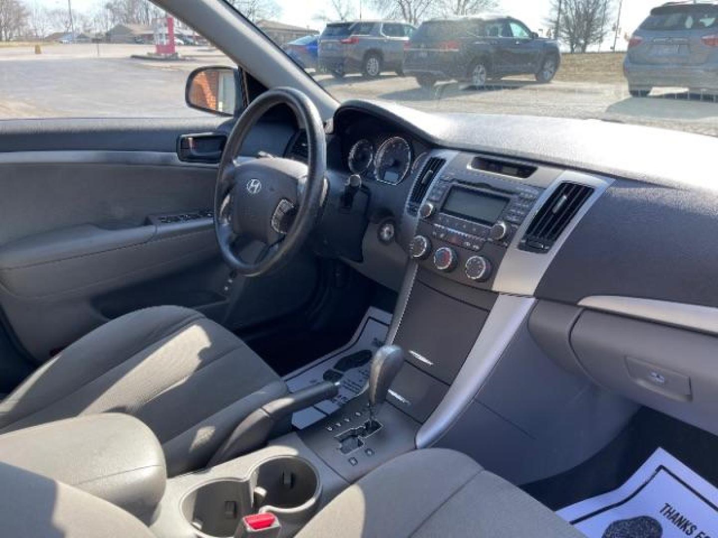 2010 Slate Blue Hyundai Sonata GLS (5NPET4AC3AH) with an 2.4L L4 DOHC 16V engine, located at 1865 W 2nd St., Xenia, OH, 45385, (937) 372-7777, 39.681259, -83.961945 - Photo#8