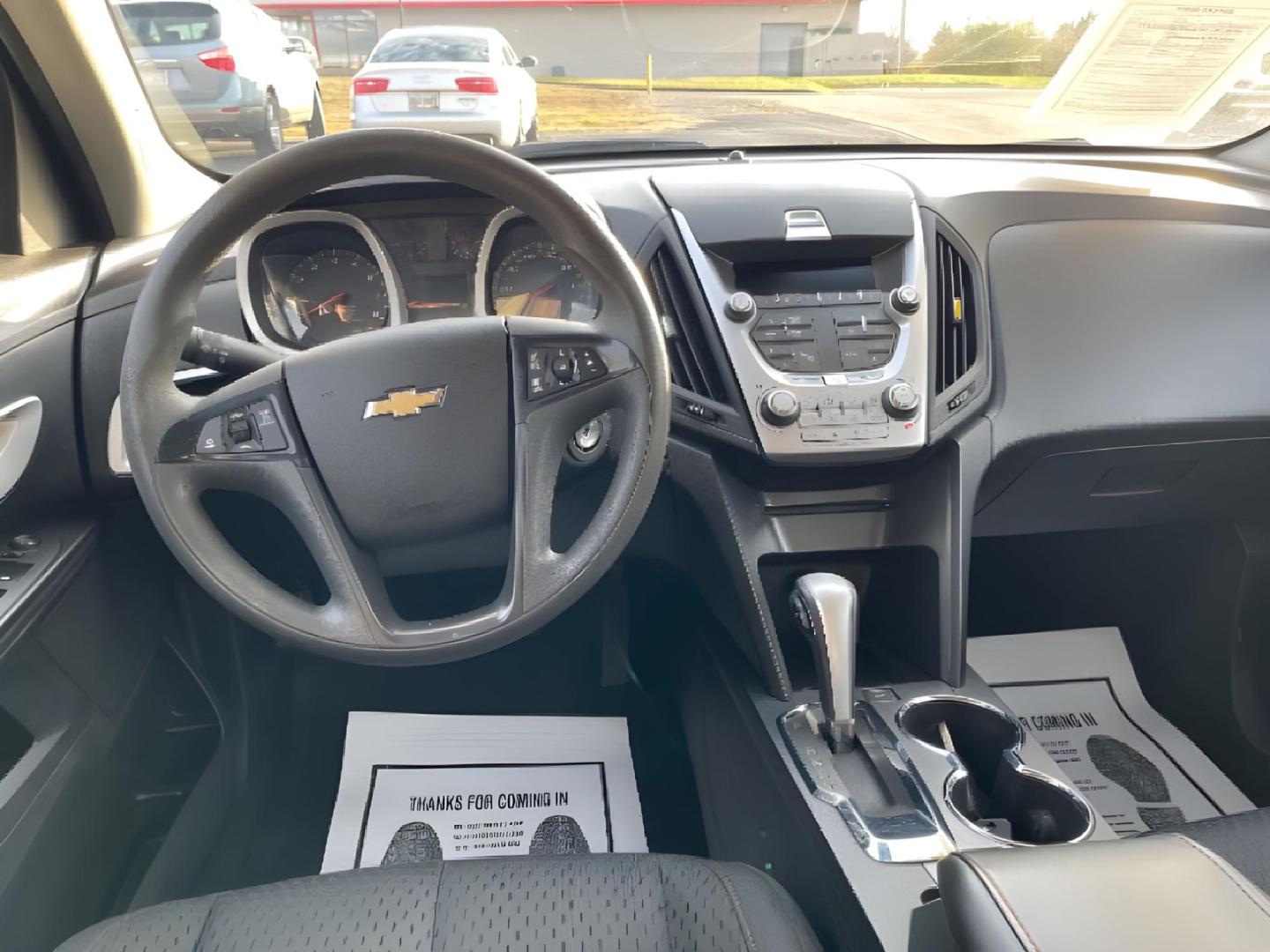 2015 Chevrolet Equinox LS 2WD (2GNALAEK4F1) with an 2.4L L4 DOHC 16V FFV engine, 6-Speed Automatic transmission, located at 1865 W 2nd St., Xenia, OH, 45385, (937) 372-7777, 39.681259, -83.961945 - 2015 Chevrolet Equinox LS 2WD - Photo#20