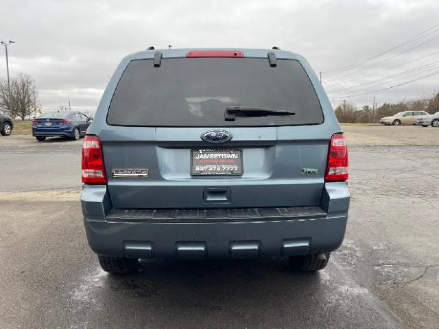 2012 Blue Flame Metallic Ford Escape XLT FWD (1FMCU0DG1CK) with an 3.0L V6 DOHC 24V engine, 6-Speed Automatic transmission, located at 1865 W 2nd St., Xenia, OH, 45385, (937) 372-7777, 39.681259, -83.961945 - Photo#5