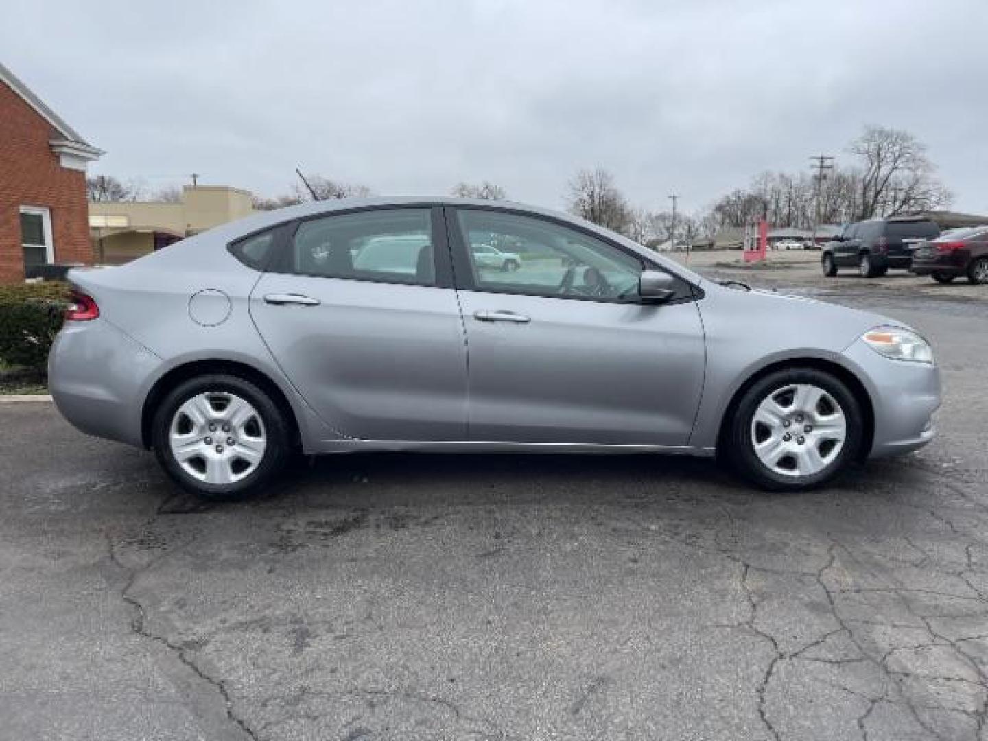 2015 Billet Silver Metallic CC Dodge Dart SE (1C3CDFAA4FD) with an 2.0L L4 DOHC 16V TURBO engine, located at 1865 W 2nd St., Xenia, OH, 45385, (937) 372-7777, 39.681259, -83.961945 - Photo#3