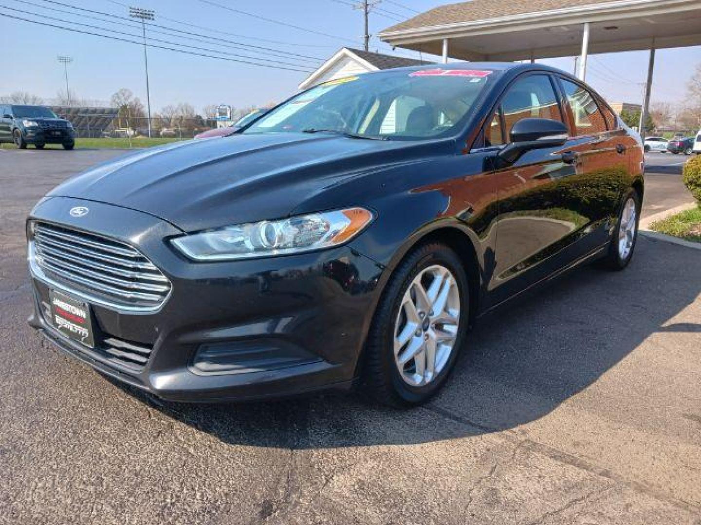 2013 Tuxedo Black Metallic Ford Fusion SE (3FA6P0H70DR) with an 2.5L L4 DOHC 16V engine, located at 1865 W 2nd St., Xenia, OH, 45385, (937) 372-7777, 39.681259, -83.961945 - Photo#2