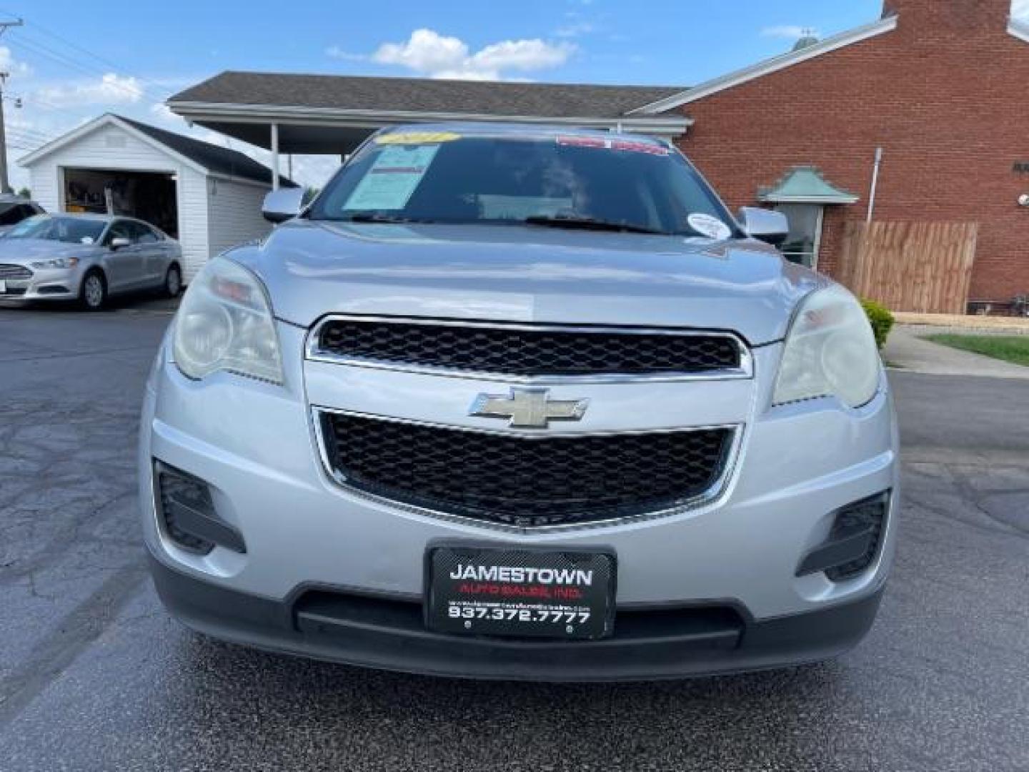 2011 Silver Ice Metallic Chevrolet Equinox 1LT 2WD (2GNALDEC3B1) with an 2.4L L4 DOHC 16V engine, 6-Speed Automatic transmission, located at 1865 W 2nd St., Xenia, OH, 45385, (937) 372-7777, 39.681259, -83.961945 - Photo#4