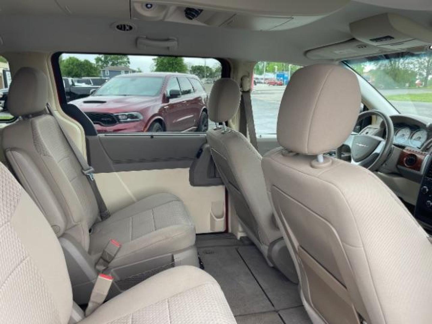 2008 Inferno Red Crystal Pearl Chrysler Town and Country Touring (2A8HR54P38R) with an 3.8L V6 OHV 12V engine, 6-Speed Automatic transmission, located at 1865 W 2nd St., Xenia, OH, 45385, (937) 372-7777, 39.681259, -83.961945 - Photo#10