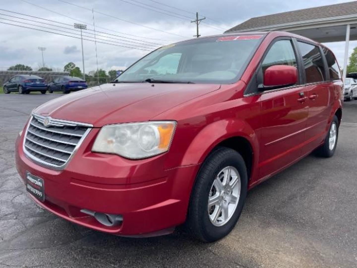 2008 Inferno Red Crystal Pearl Chrysler Town and Country Touring (2A8HR54P38R) with an 3.8L V6 OHV 12V engine, 6-Speed Automatic transmission, located at 1865 W 2nd St., Xenia, OH, 45385, (937) 372-7777, 39.681259, -83.961945 - Photo#1