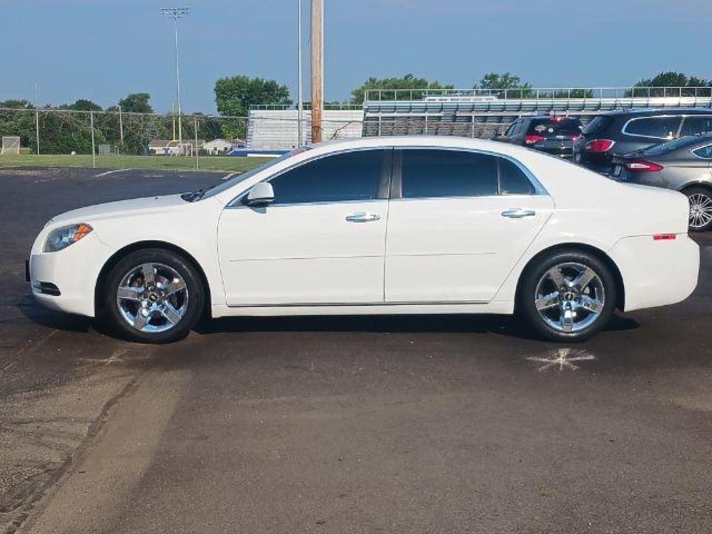 2012 Summit White Chevrolet Malibu SEDAN 4-DR (1G1ZC5EU5CF) with an 2.4L L4 DOHC 16V FFV engine, 6-Speed Automatic transmission, located at 1865 W 2nd St., Xenia, OH, 45385, (937) 372-7777, 39.681259, -83.961945 - Photo#2