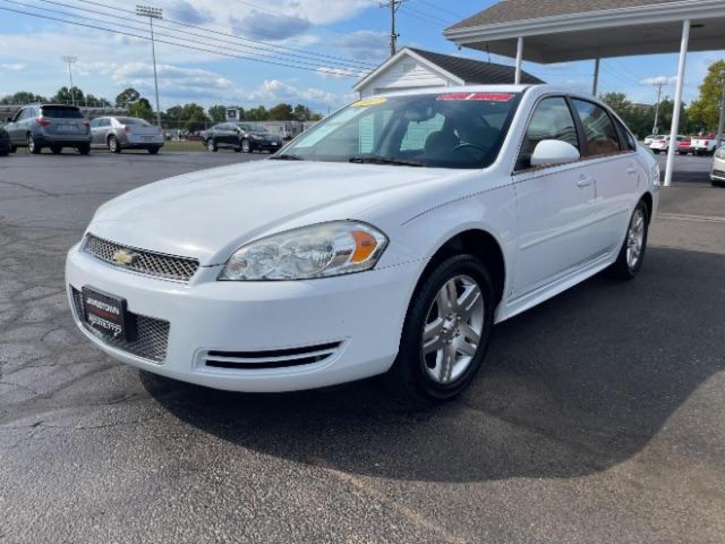 2013 White Chevrolet Impala LT (Fleet) (2G1WG5E3XD1) with an 3.6L V6 DOHC 16V FFV engine, 6-Speed Automatic transmission, located at 1865 W 2nd St., Xenia, OH, 45385, (937) 372-7777, 39.681259, -83.961945 - Photo#1