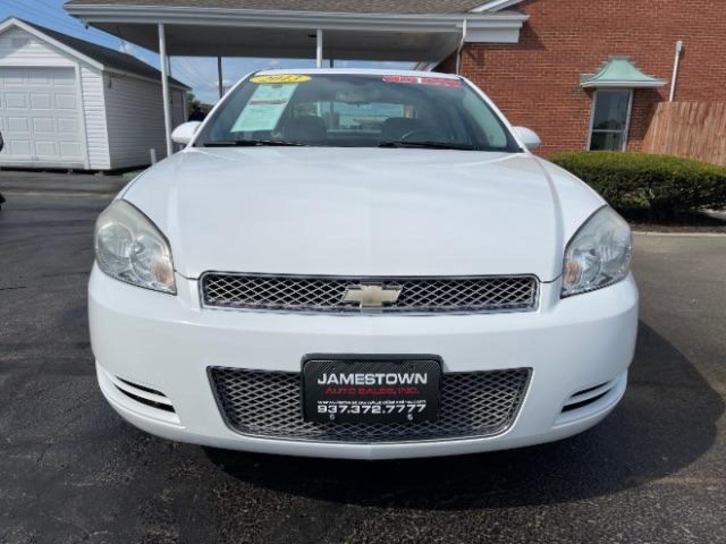 2013 White Chevrolet Impala LT (Fleet) (2G1WG5E3XD1) with an 3.6L V6 DOHC 16V FFV engine, 6-Speed Automatic transmission, located at 1865 W 2nd St., Xenia, OH, 45385, (937) 372-7777, 39.681259, -83.961945 - Photo#2