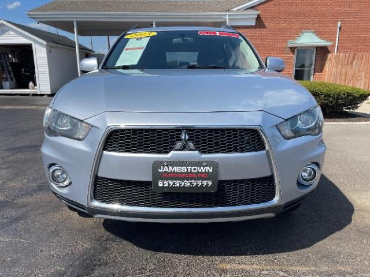 2013 Cool Silver Metallic Mitsubishi Outlander SE AWC (JA4JT3AW3DU) with an 2.4L L4 DOHC 16V engine, 6-Speed Automatic transmission, located at 1865 W 2nd St., Xenia, OH, 45385, (937) 372-7777, 39.681259, -83.961945 - Photo#4