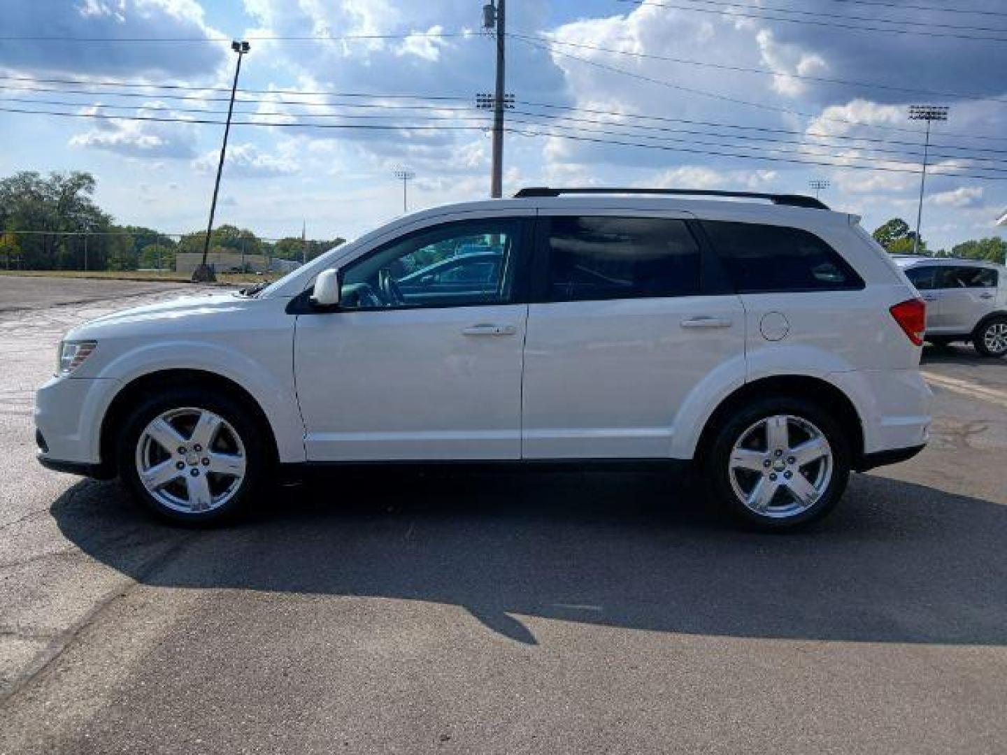 2012 White Dodge Journey SXT AWD (3C4PDDBG1CT) with an 3.6L V6 DOHC 24V engine, 6-Speed Automatic transmission, located at 1865 W 2nd St., Xenia, OH, 45385, (937) 372-7777, 39.681259, -83.961945 - Photo#2