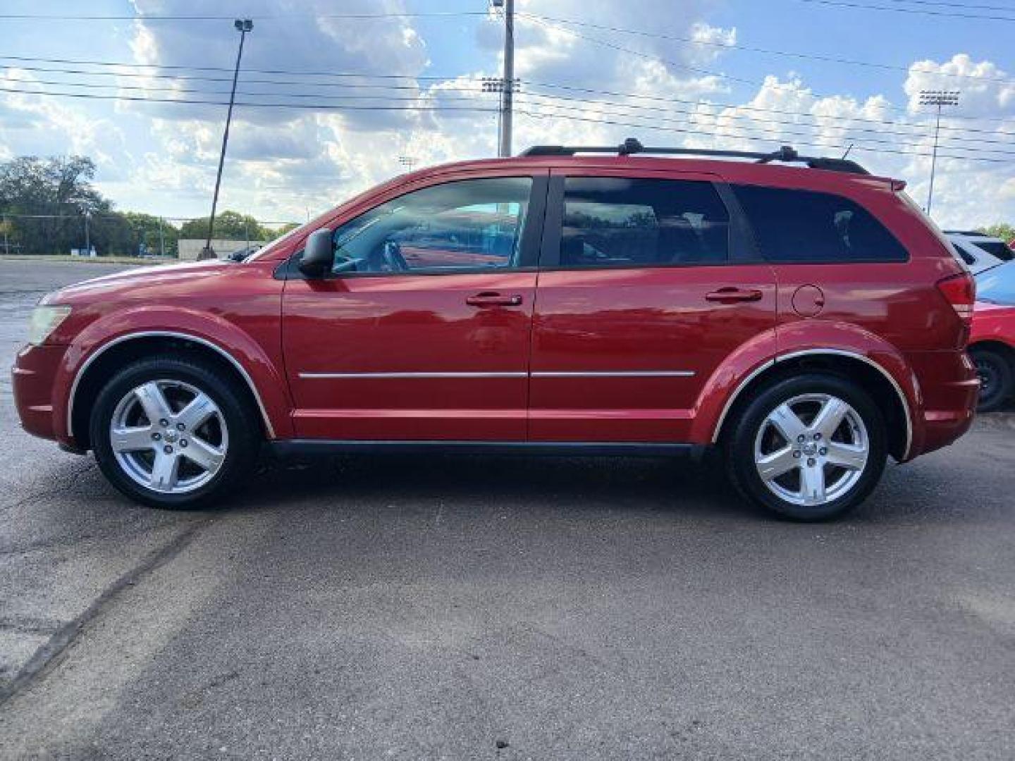 2009 Inferno Red Crystal Dodge Journey SXT (3D4GG57V79T) with an 3.5L V6 SOHC 24V engine, 6-Speed Automatic transmission, located at 1865 W 2nd St., Xenia, OH, 45385, (937) 372-7777, 39.681259, -83.961945 - Photo#2