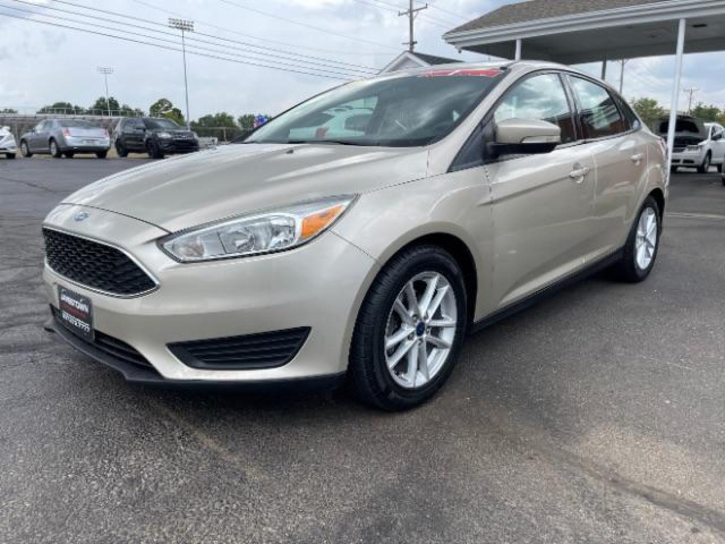 Used 2017 Ford Focus SE with VIN 1FADP3F21HL213515 for sale in Xenia, OH