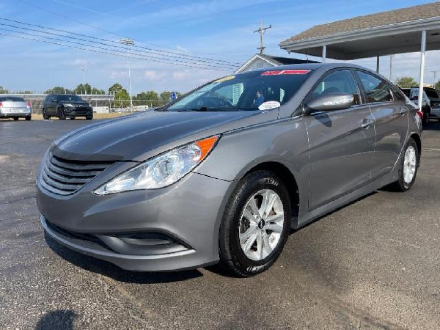 2014 Harbor Gray Metallic Hyundai Sonata GLS (5NPEB4AC1EH) with an 2.4L L4 DOHC 16V engine, 6-Speed Automatic transmission, located at 1865 W 2nd St., Xenia, OH, 45385, (937) 372-7777, 39.681259, -83.961945 - Photo#1