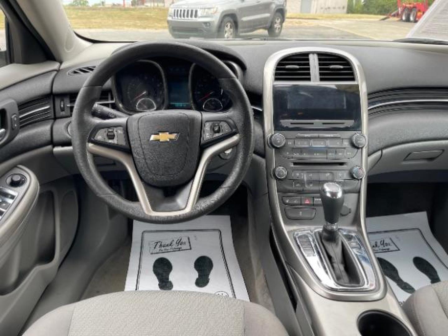 2013 Champagne Silver Metallic Chevrolet Malibu LS (1G11B5SA9DF) with an 2.5L L4 DOHC 16V engine, 6-Speed Automatic transmission, located at 1865 W 2nd St., Xenia, OH, 45385, (937) 372-7777, 39.681259, -83.961945 - Photo#7