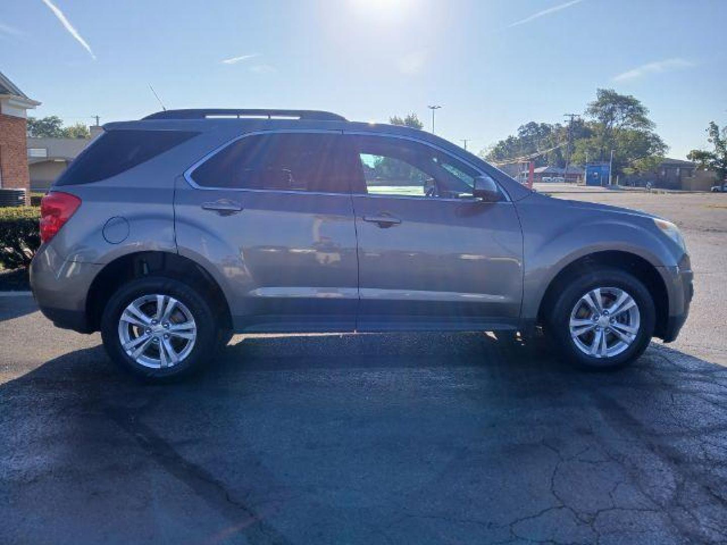 2012 Mocha Steel Metallic Chevrolet Equinox 1LT 2WD (2GNALDEK1C6) with an 2.4L L4 DOHC 16V engine, 6-Speed Automatic transmission, located at 1865 W 2nd St., Xenia, OH, 45385, (937) 372-7777, 39.681259, -83.961945 - Photo#3