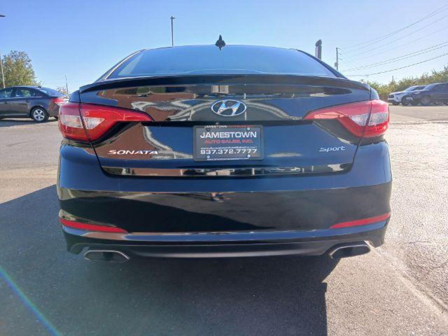 2015 Phantom Black Hyundai Sonata Sport (5NPE34AF2FH) with an 2.4L L4 DOHC 16V engine, 6-Speed Automatic transmission, located at 1865 W 2nd St., Xenia, OH, 45385, (937) 372-7777, 39.681259, -83.961945 - Photo#5