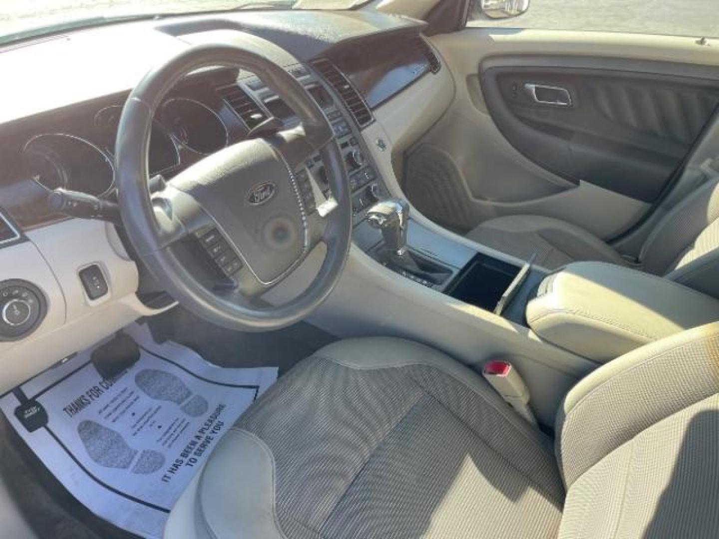 2011 White Suede Ford Taurus SEL FWD (1FAHP2EW5BG) with an 3.5L V6 DOHC 24V engine, 6-Speed Automatic transmission, located at 1865 W 2nd St., Xenia, OH, 45385, (937) 372-7777, 39.681259, -83.961945 - Photo#6